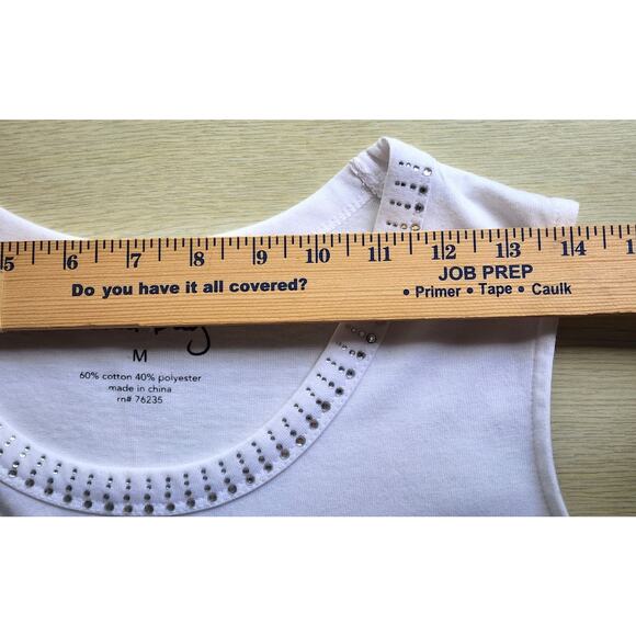 TOP/BLOUSE-CORAL BAY-White-Sleeveless-Rhinestones At Neckline-Size MED - Picture 7 of 10